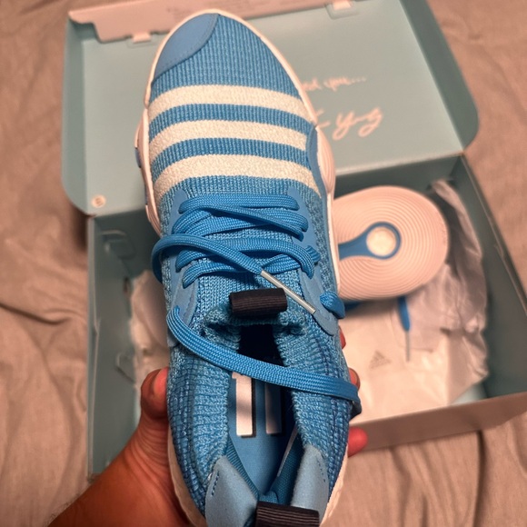 blue trae young 2 basketball shoes. Never been worn. - Picture 2 of 5